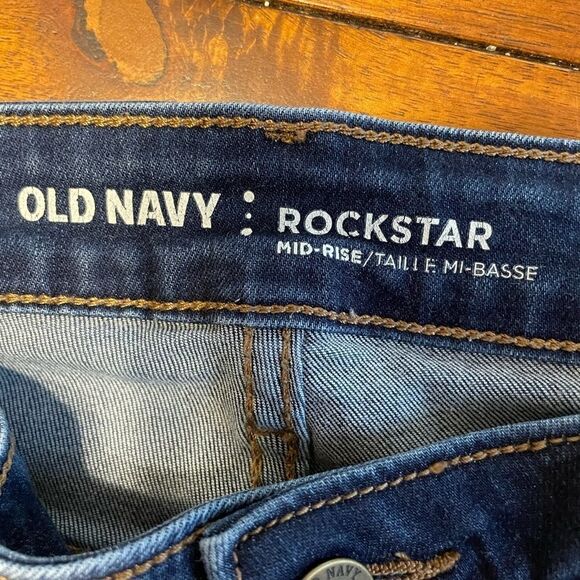 Old Navy Rockstar Mid Rise Jeans Size 4 - Picture 4 of 5